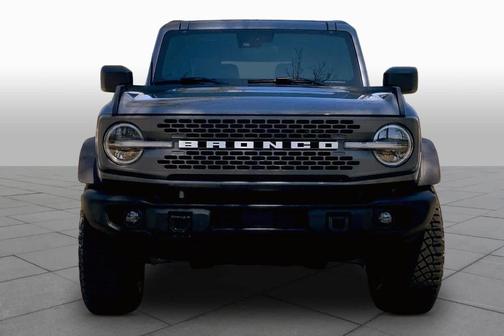 Carbonized Gray Metallic 2023 Ford Bronco Badlands