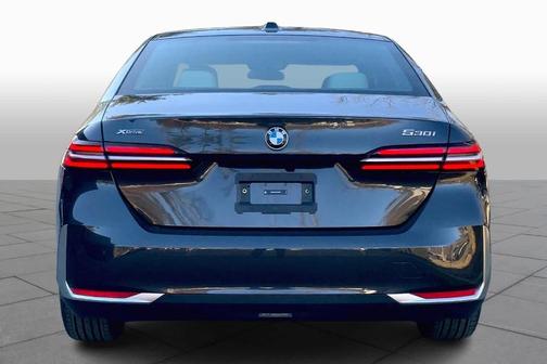 2026 BMW 530 i xDrive