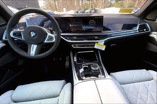 Manhattan Green Metallic 2026 BMW X5 xDrive40i