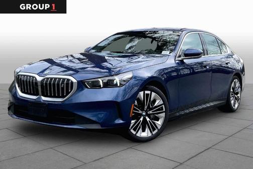 Phytonic Blue Metallic 2026 BMW i5 xDrive40