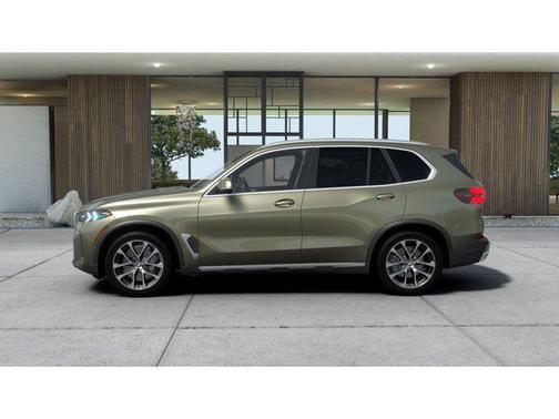 Manhattan Green Metallic 2026 BMW X5 xDrive40i