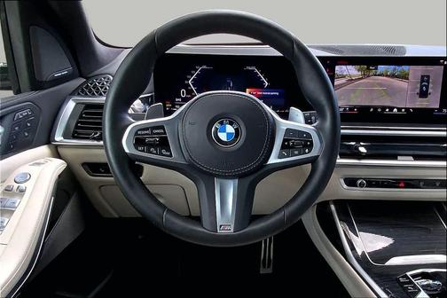 Black Sapphire Metallic 2025 BMW X7 xDrive40i