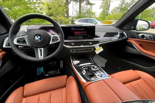 2026 BMW X7 M60i
