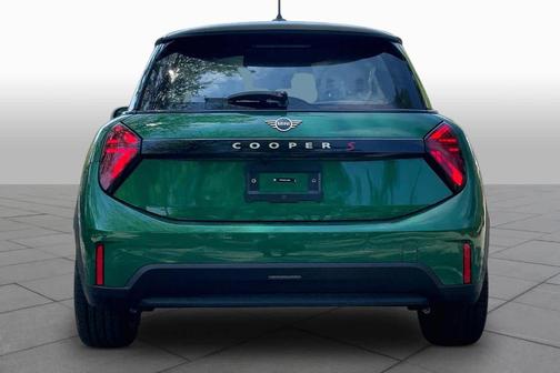 British Racing Green IV Metallic 2026 MINI Hardtop S