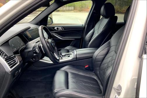 Alpine White 2023 BMW X5 xDrive40i