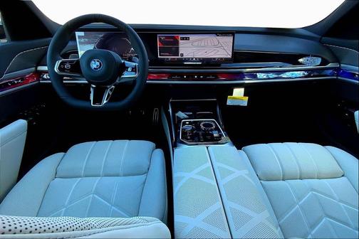 Carbon Black Metallic 2026 BMW 750e i xDrive