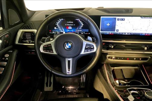2024 BMW X7 M60i