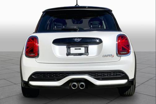 Nanuq White Metallic 2024 MINI Hardtop Cooper S