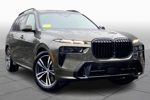 Manhattan Green Metallic 2026 BMW X7 xDrive40i