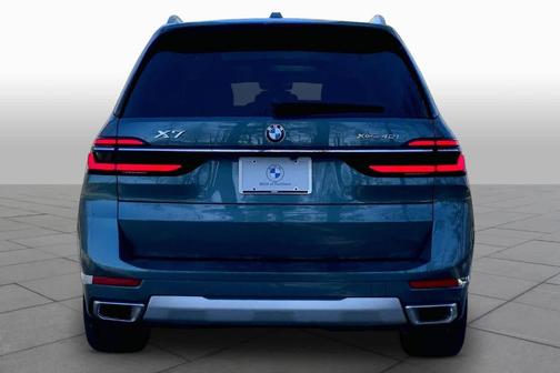 Blue Ridge Mountain Metallic 2026 BMW X7 xDrive40i