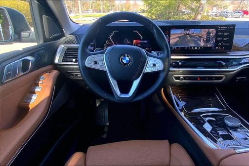 Blue Ridge Mountain Metallic 2026 BMW X7 xDrive40i
