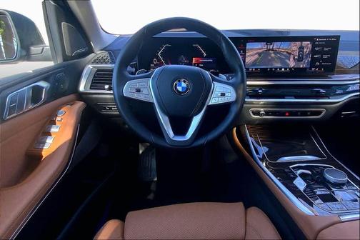 Blue Ridge Mountain Metallic 2026 BMW X7 xDrive40i