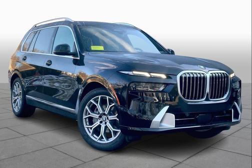 Black Sapphire Metallic 2026 BMW X7 xDrive40i