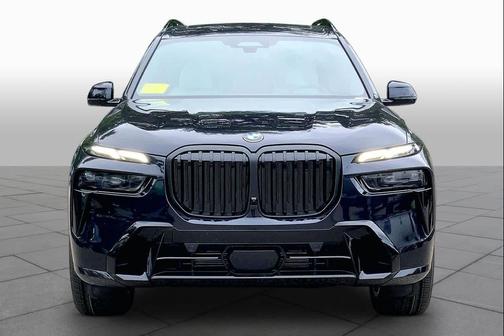 Carbon Black Metallic 2027 BMW X7 xDrive40i