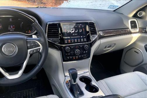 2020 Jeep Grand Cherokee Summit