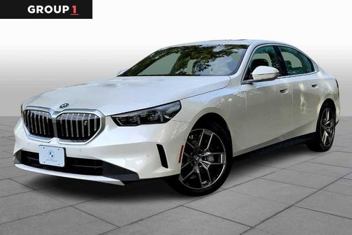 2025 BMW i5 xDrive40