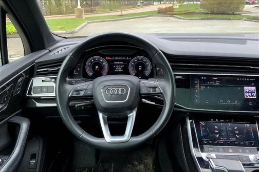 2021 Audi Q7 55 Premium Plus