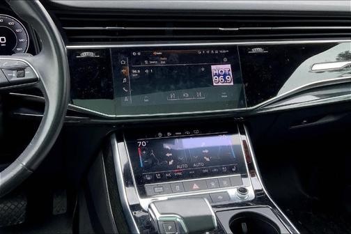 2021 Audi Q7 55 Premium Plus