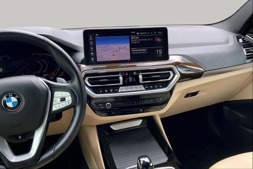 Mineral White Metallic 2022 BMW X3 xDrive30i