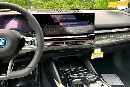 2026 BMW 550e xDrive