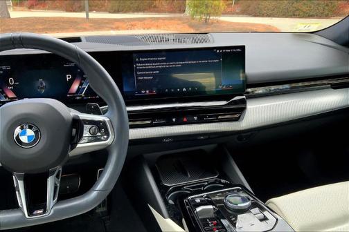 2025 BMW 530 i xDrive