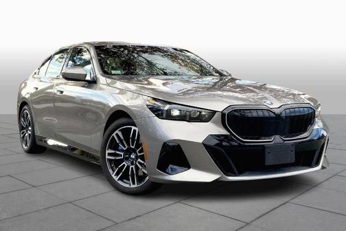 2025 BMW 530 i xDrive