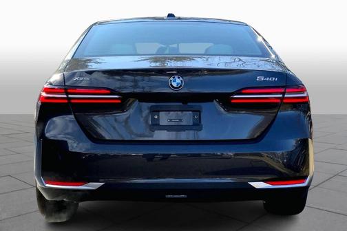 2026 BMW 540 i xDrive