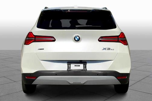 Mineral White Metallic 2026 BMW X3 30 xDrive