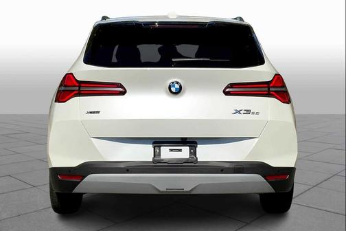 Mineral White Metallic 2026 BMW X3 30 xDrive