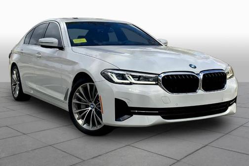 Alpine White 2023 BMW 530 i xDrive