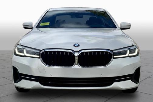 Alpine White 2023 BMW 530 i xDrive