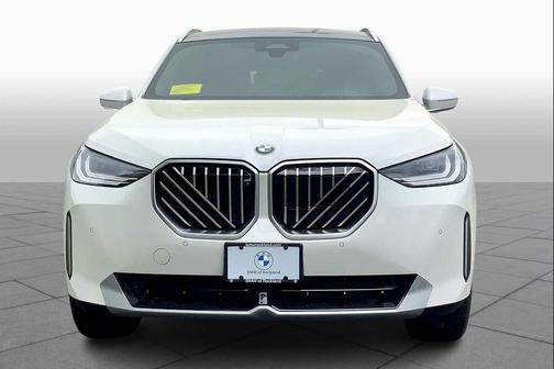 Mineral White Metallic 2025 BMW X3 30 xDrive