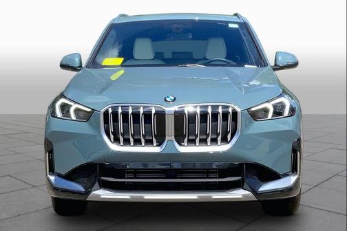 Cape York Green Metallic 2026 BMW X1 xDrive28i