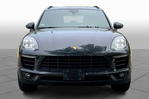 2018 Porsche Macan Sport Edition