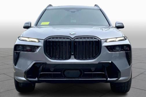 Gray Metallic 2026 BMW X7 xDrive40i