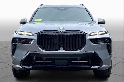 Skyscraper Grey Metallic 2026 BMW X7 xDrive40i