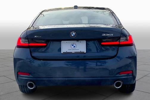 2025 BMW 330 i xDrive