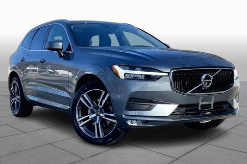 2021 Volvo XC60 T5 Momentum