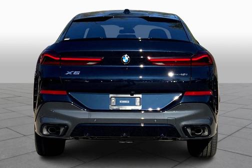 2025 BMW X6 xDrive40i
