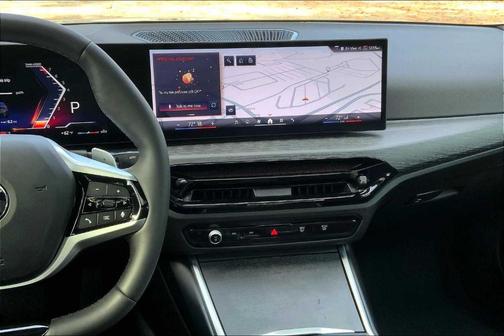 2025 BMW 330 i xDrive