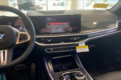 2026 BMW X5 M60i