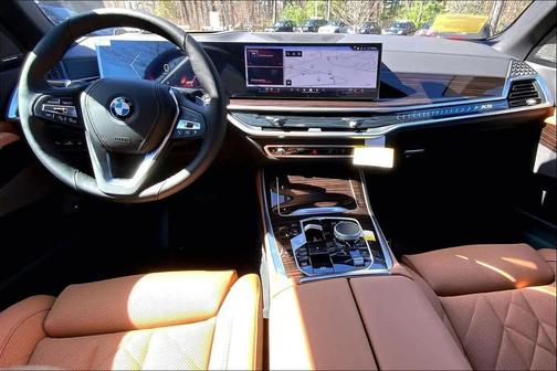 Mineral White Metallic 2026 BMW X5 PHEV xDrive50e
