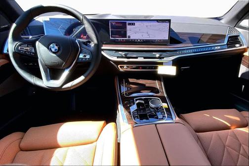 Mineral White Metallic 2026 BMW X5 PHEV xDrive50e