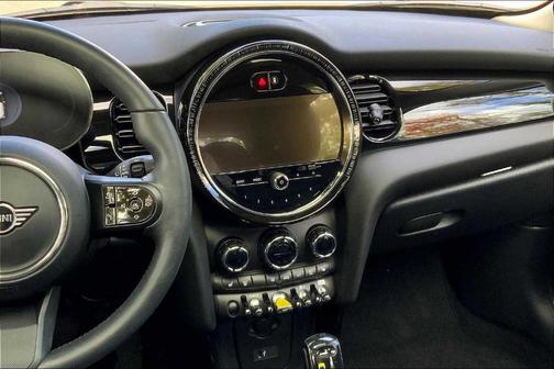 2024 MINI SE Hardtop Cooper