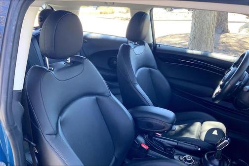 Island Blue Metallic 2024 MINI Hardtop Cooper S