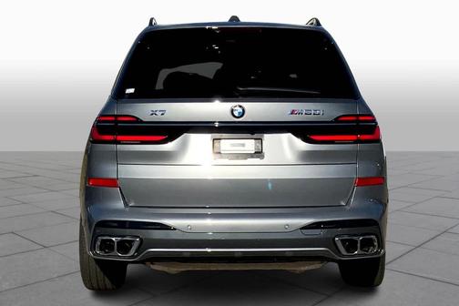 2025 BMW X7 M60i