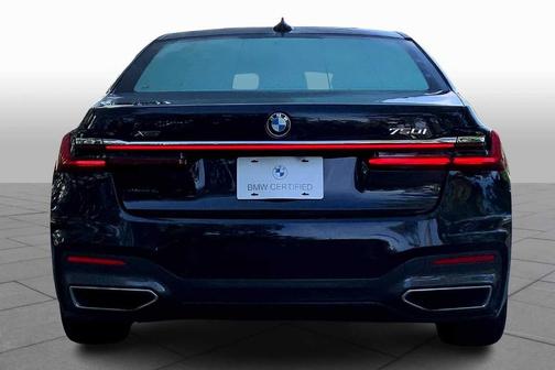 2022 BMW 750 i xDrive