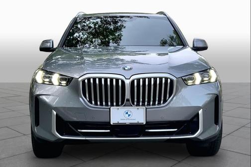 Skyscraper Grey Metallic 2026 BMW X5 xDrive40i