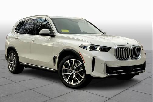 Mineral White Metallic 2026 BMW X5 xDrive40i