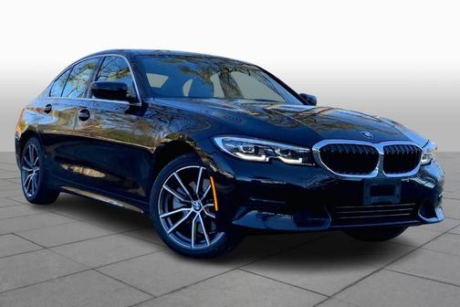 2019 BMW 330 i xDrive